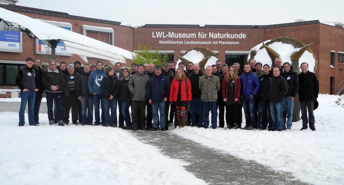 Beim ersten gemeinsamen Treffen der Avifaunistischen Kommissionen Deutschlands kamen knapp 50 Teilnehmerinnen und Teilnehmer aus allen Bundesländern in Münster zusammen. © Christoph Bock